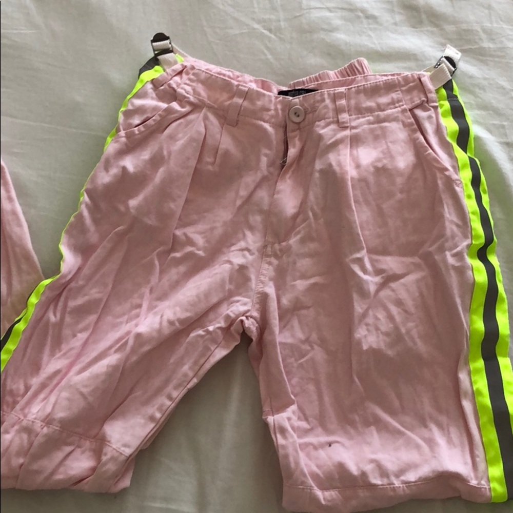 Dollskill postergirl pink cargos